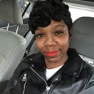 Meet your Posher, Augusta